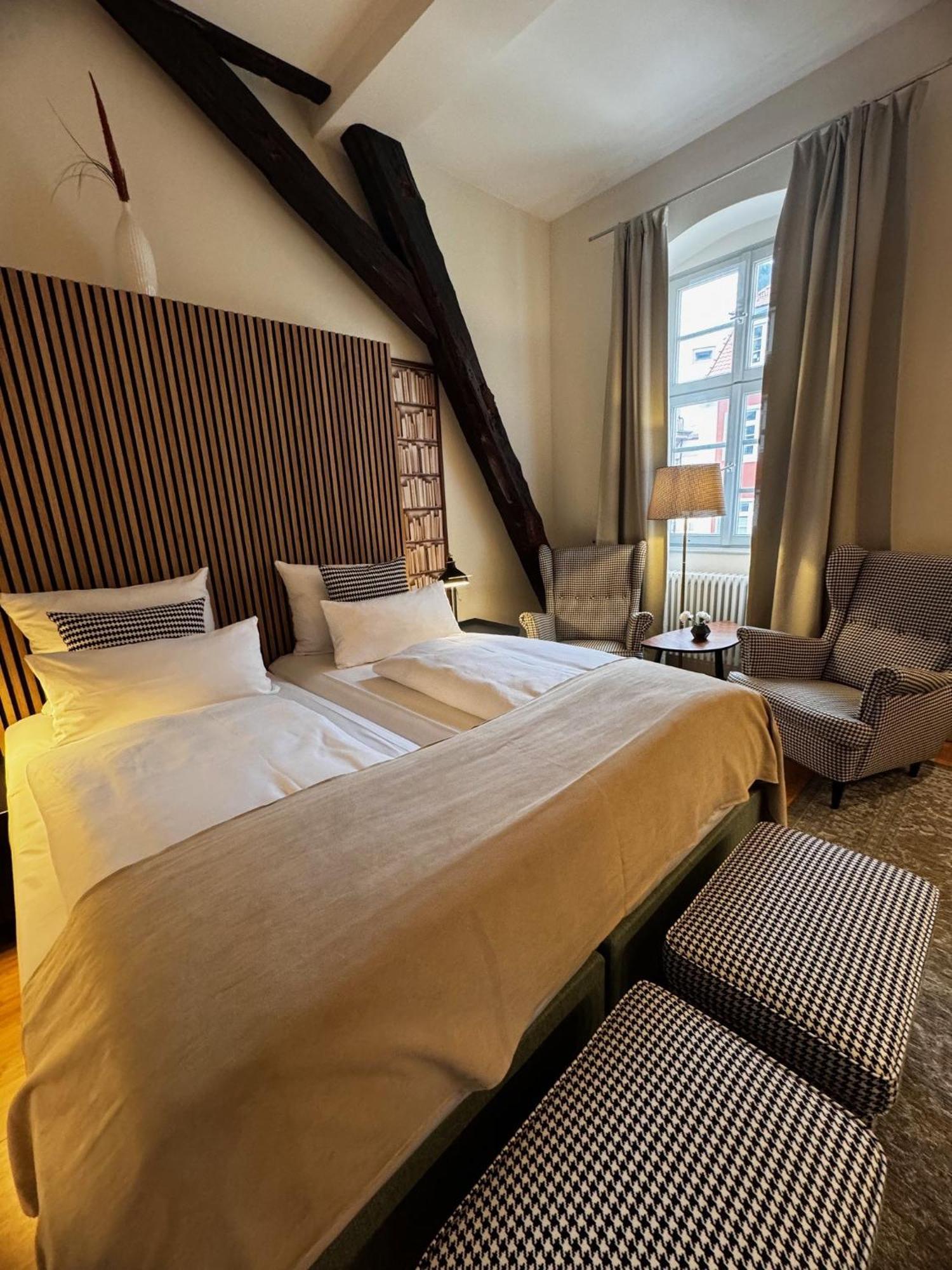 Hotel Zur Alten Bruecke Heidelberg Exterior photo